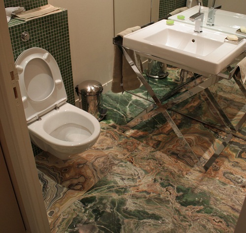 đá marble onice smeraldo wc